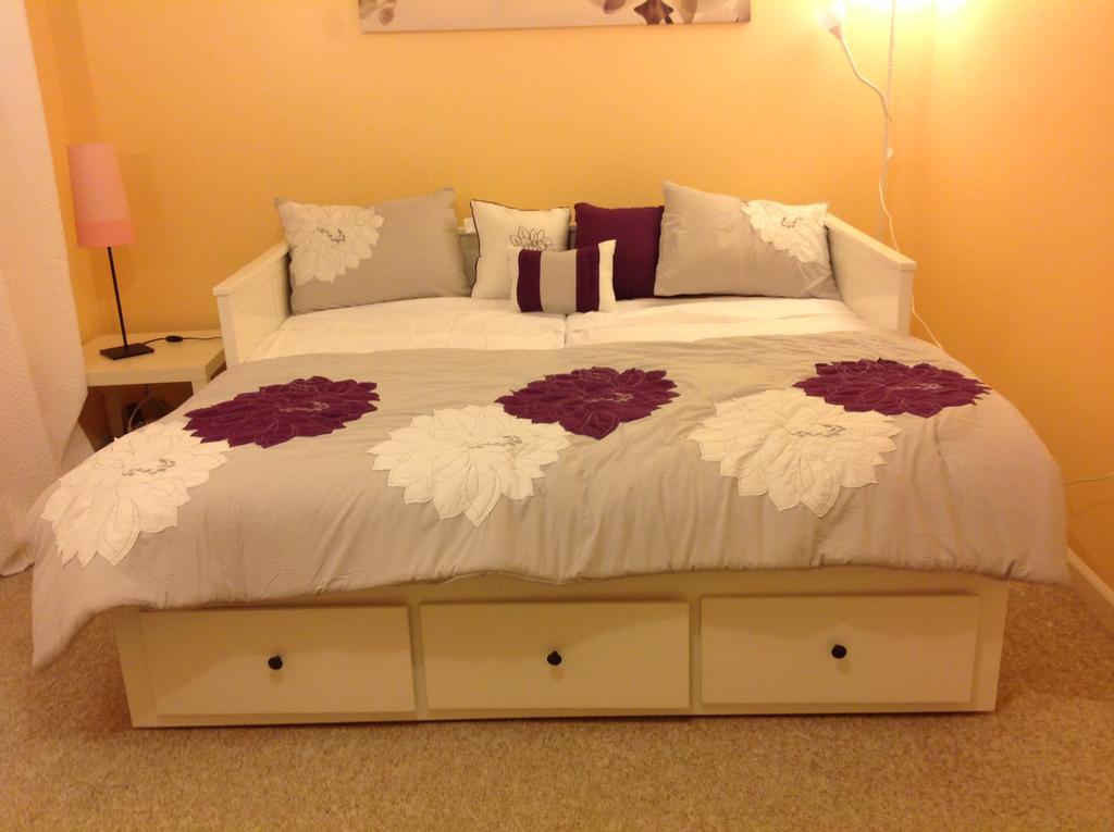 Mojoy Homesuites At Runyon นูวาร์ก ภายนอก รูปภาพ